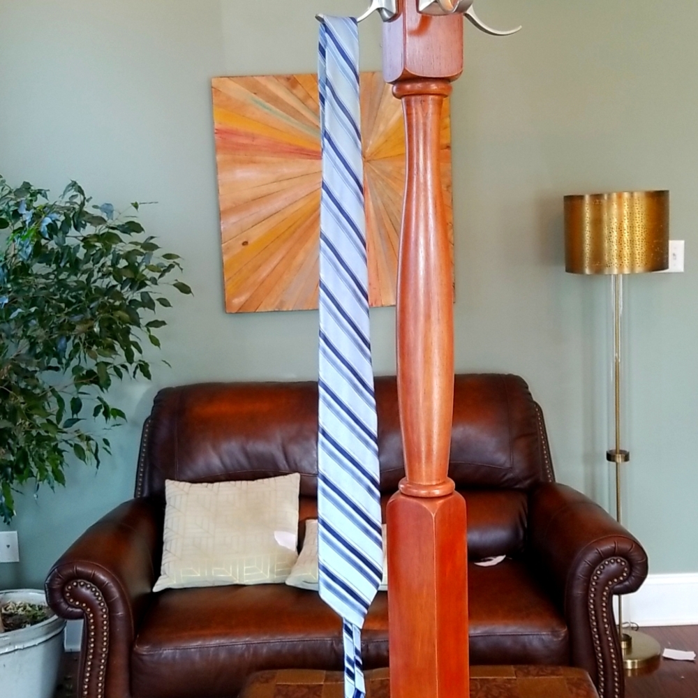 Jones new York blue striped tie
